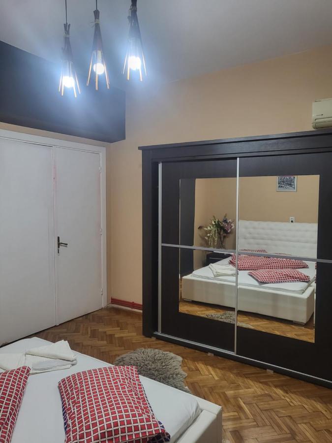 Picaso Residence Boekarest Buitenkant foto